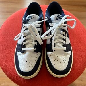 Vintage Navy Dunk Lows Women’s 8 purchased from GOAT